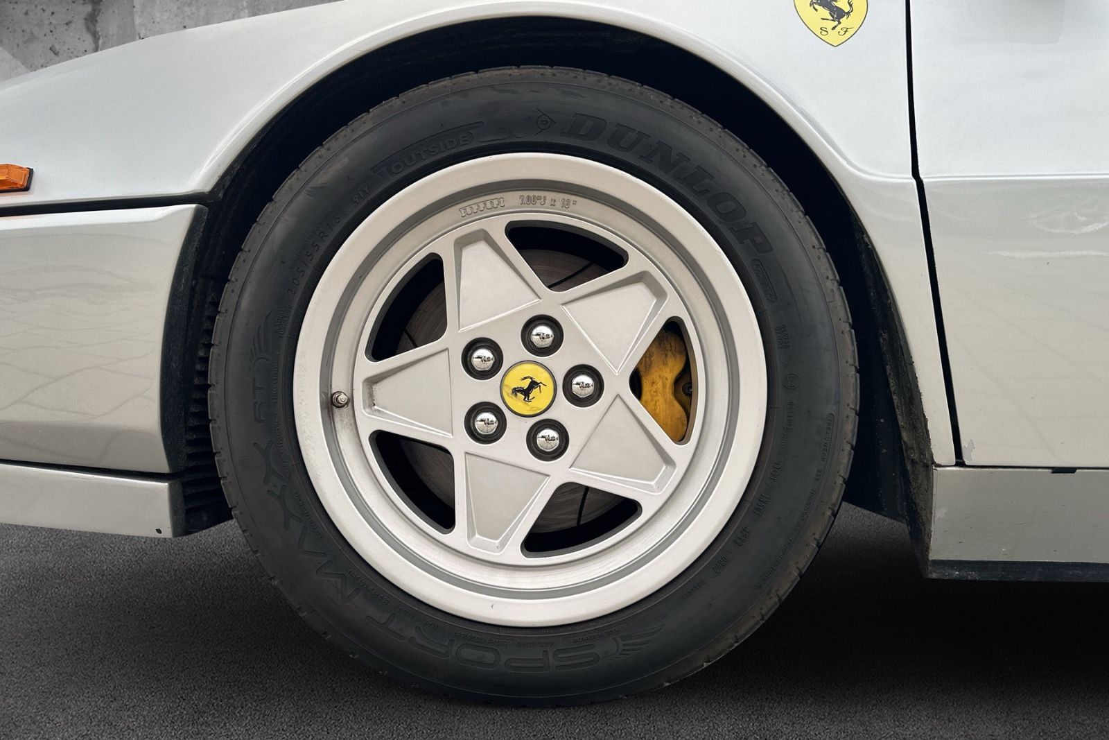 Fahrzeugabbildung Ferrari Mondial 3.2*Dt.Auto*Schiebedach*Modifiziert