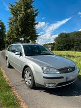 Ford Mondeo TÜV 09.2027 - Ford Mondeo aus 2004 mit Diesel-Antrieb
