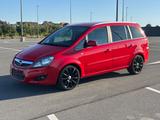 Opel Zafira B 1.7 CDTI Innovation 7 Sitzer AHK Xenon - rote Opel Zafira