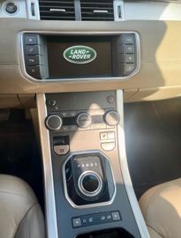 Land-Rover Range Rover Evoque - 11