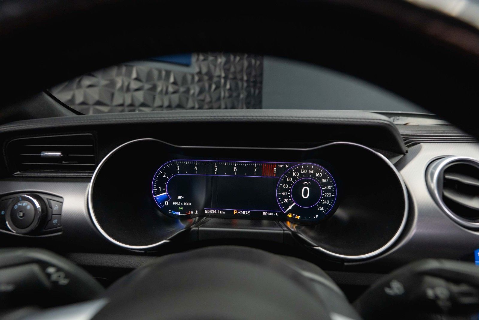 Fahrzeugabbildung Ford Mustang Shelby GT 500 5.0 V8 PREMIUM Performance