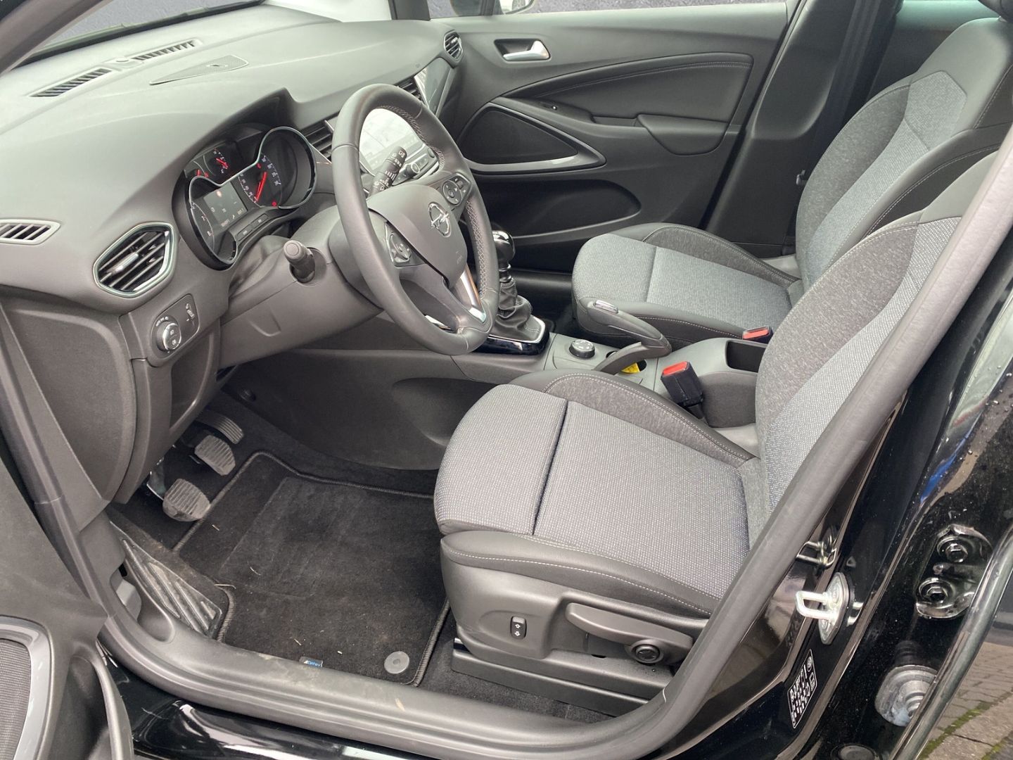 Fahrzeugabbildung Opel Crossland Elegance 1.2 Turbo *Rückfahrkamera*Sit