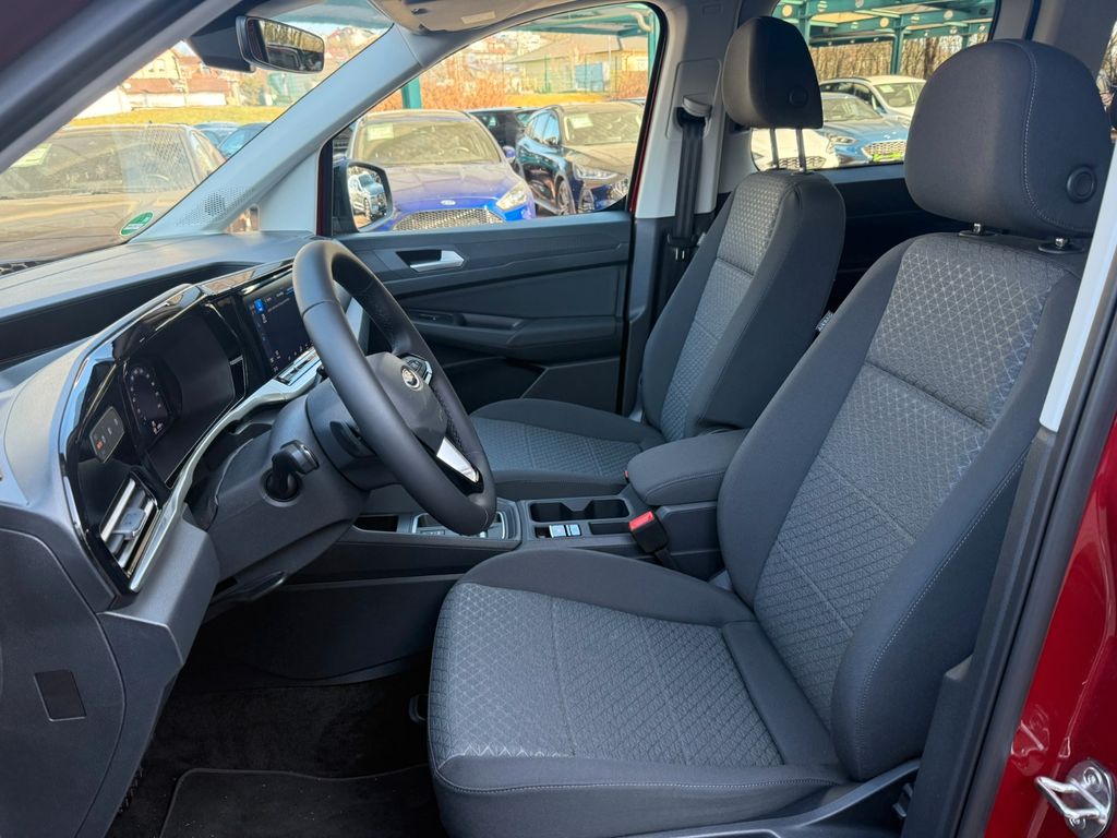Ford Tourneo Connect L1 Titanium NAV*CarPlay*USB*