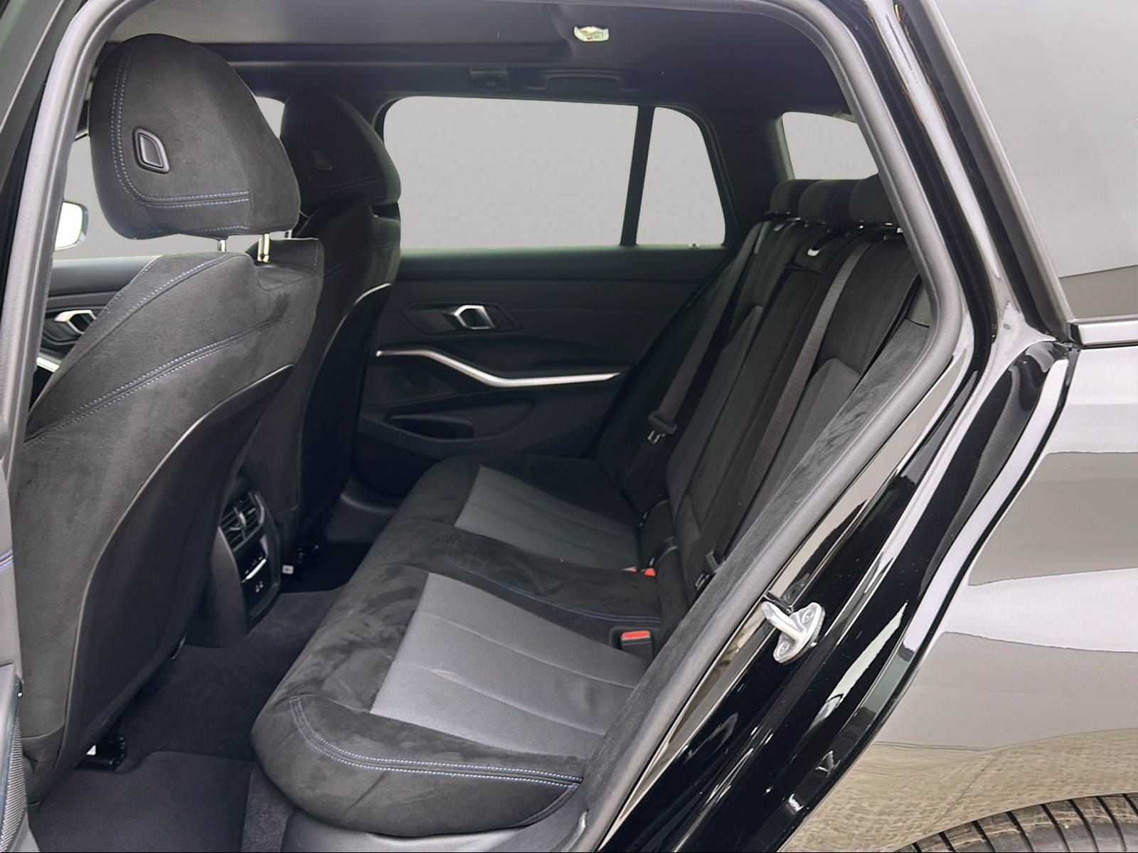 BMW 320 - Bild 16