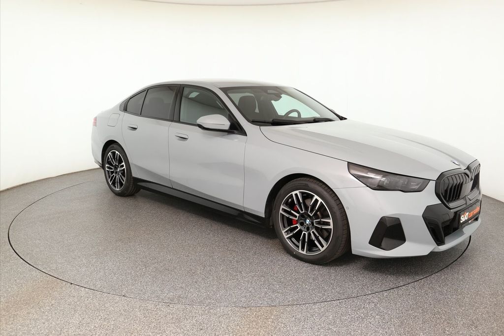 Image of BMW 520