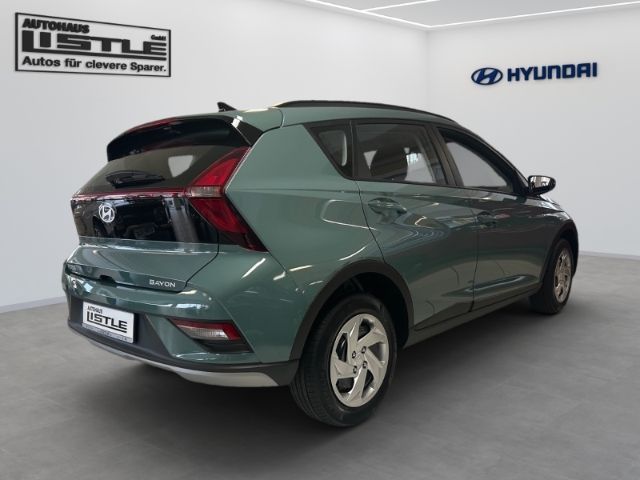 Fahrzeugabbildung Hyundai BAYON FL (MY25) 1.0 T-GDI Select Navi Kamera Ein