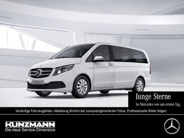 Mercedes V 220 - 1