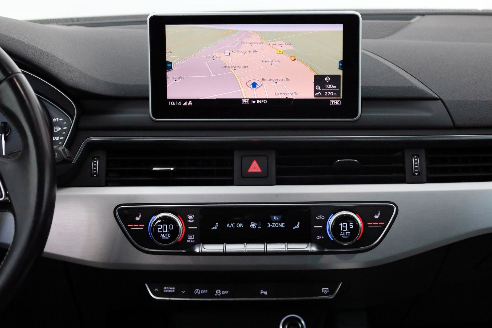 Fahrzeugabbildung Audi S4 Avant 3.0 TFSI quattro TLeder,Navi,Kamera,AHK