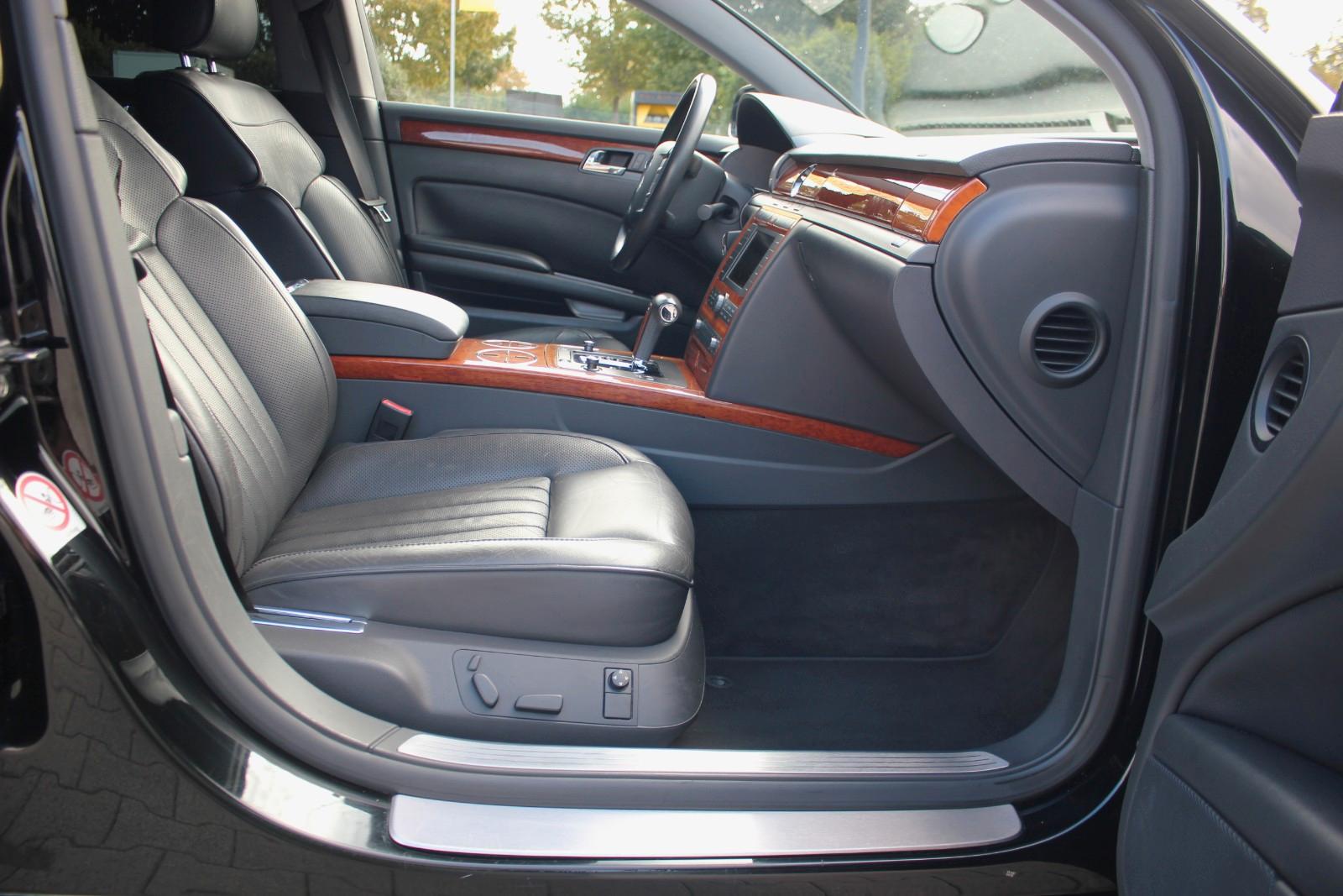 Volkswagen Phaeton V6 4Motion*NAVI*XENON*LEDER*PDC*4xSHZ*