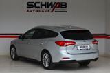 Ford Focus Turnier Titanium Automatik | LED | AHK - Ford Focus: Titanium Turnier