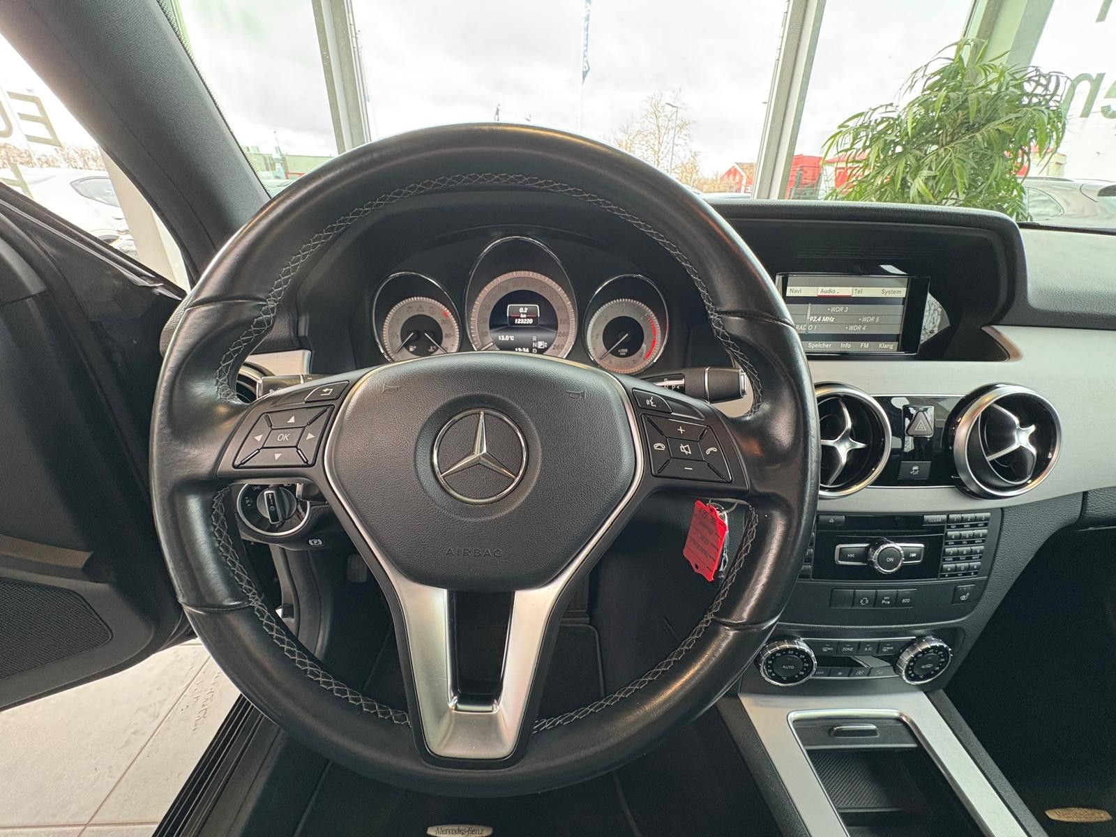 Fahrzeugabbildung Mercedes-Benz GLK 220 GLK GLK 220 CDI,AHK,PANO,LED,AMG
