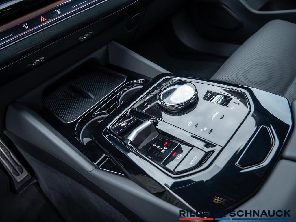 BMW 530e Touring M-Sport Pro HUD SITZBELÜFTUNG 360°
