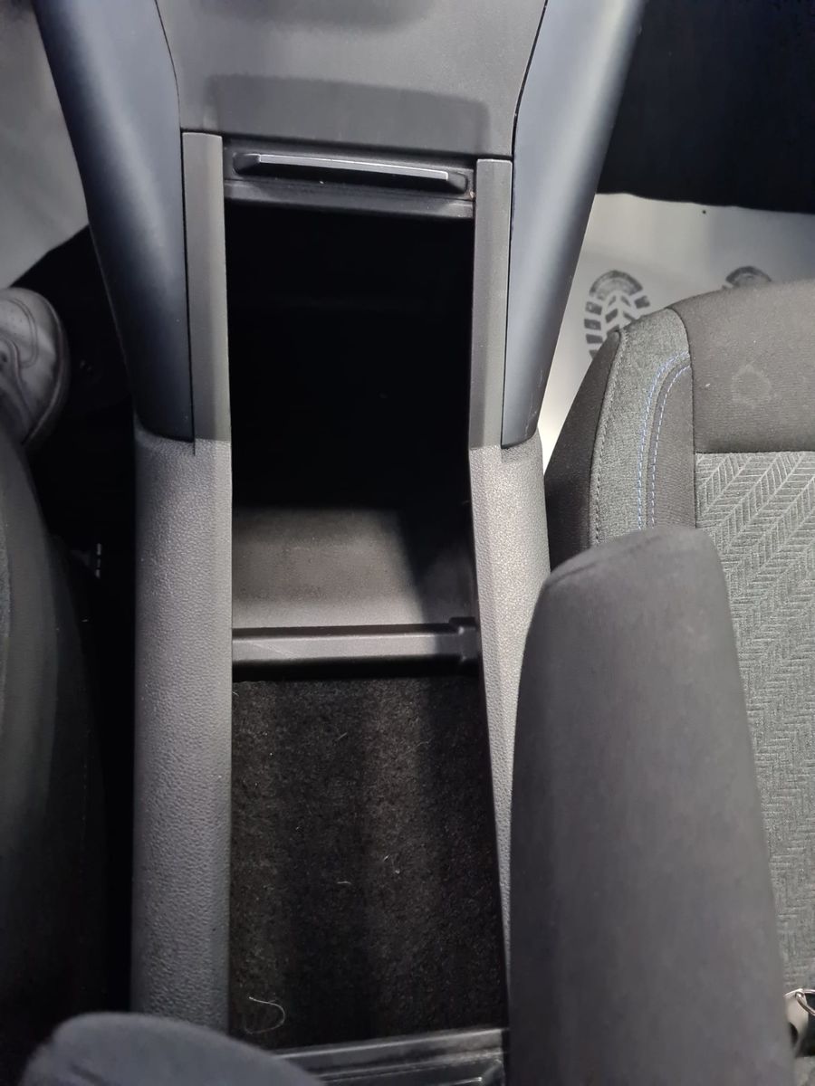 Fahrzeugabbildung Peugeot Rifter Allure L1 / SCHECKHEFT / NAVI