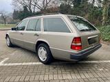 Mercedes-Benz W124 300D Kombi H-Zulassung 7-Sitzer 3. Hd - Mercedes-Benz 300 in Hamburg