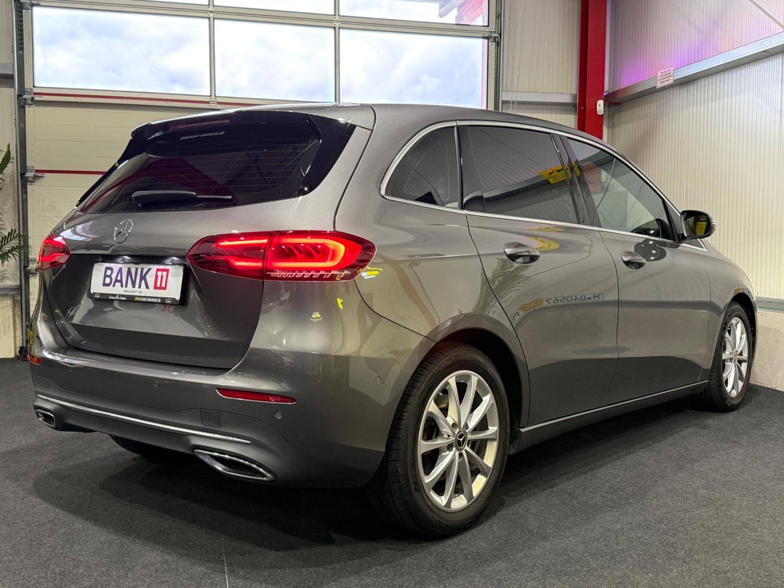 Mercedes-Benz B 200*AHK*KAMERA*MULTIBEAM-LED*NAVI*SHZG*ALU*USB
