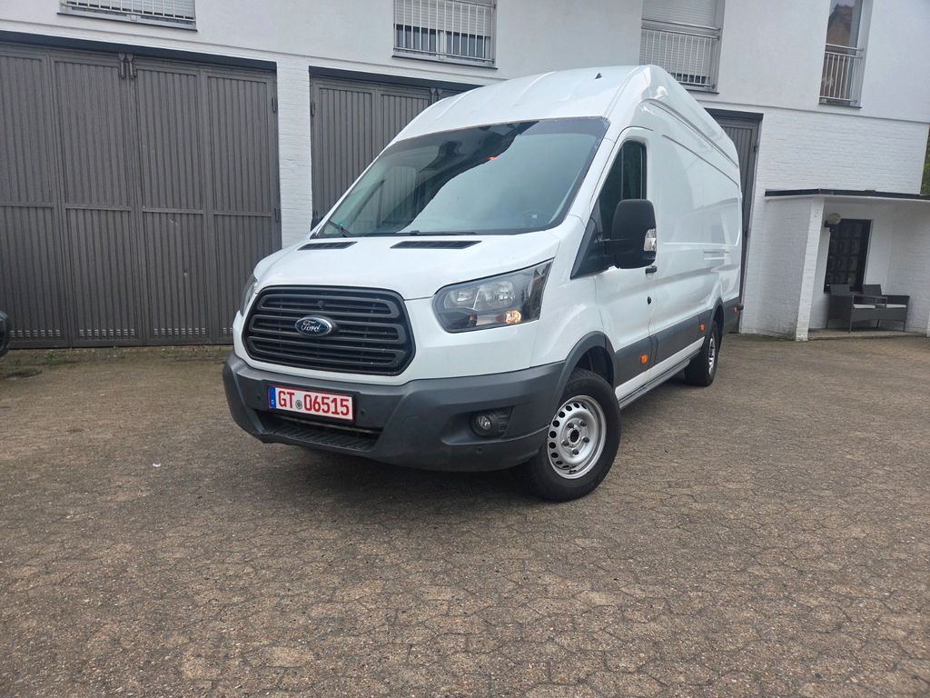 Image of Ford Transit