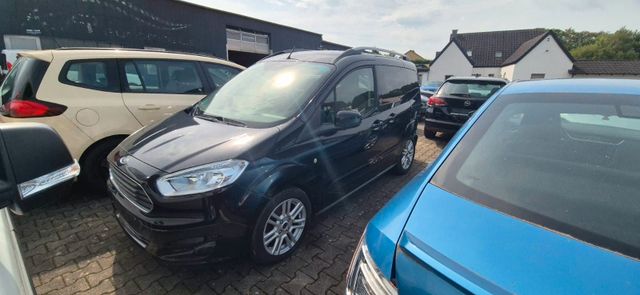 Ford Tourneo Courier 1.5 TDCi 55kW Titanium