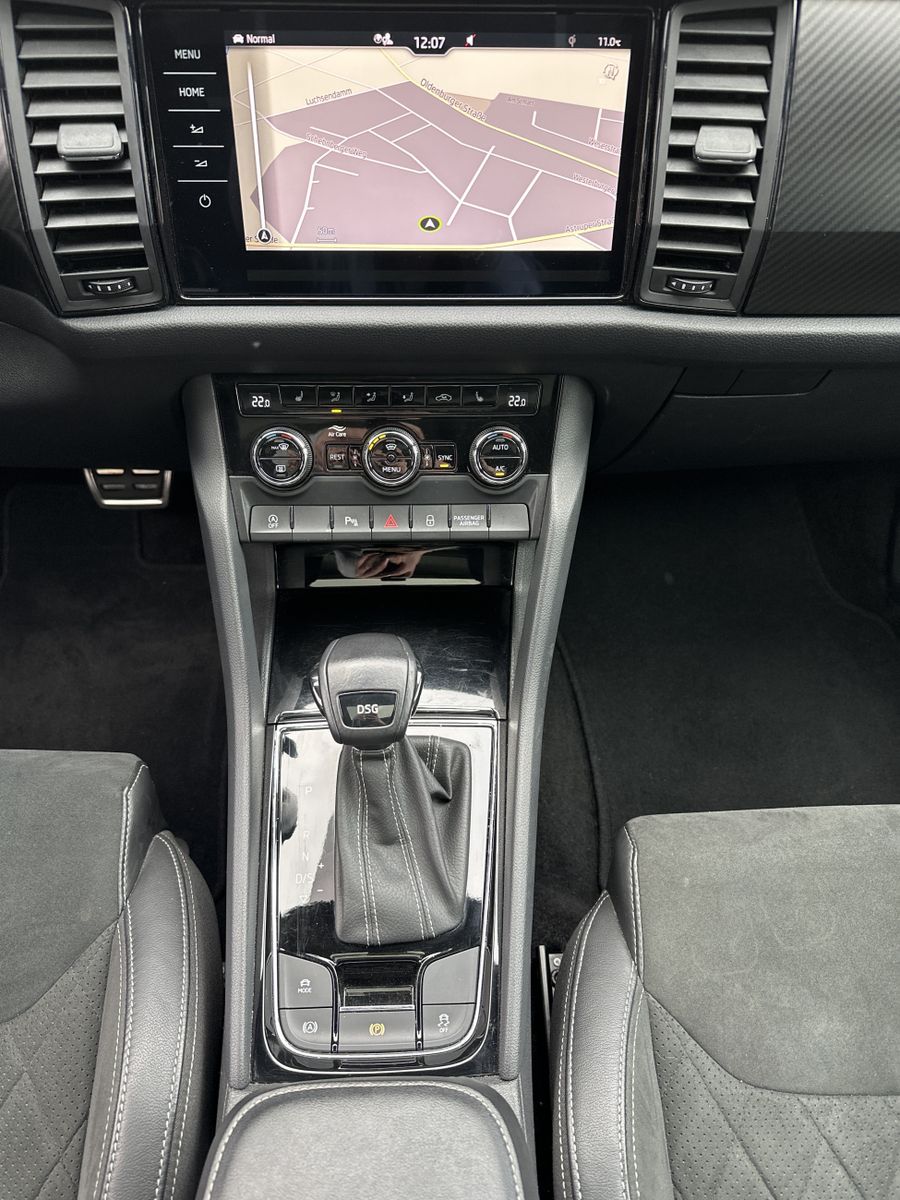 Fahrzeugabbildung SKODA Kodiaq 1.5 TSI DSG Sportline NAV+LED+AHK+PANO+VC