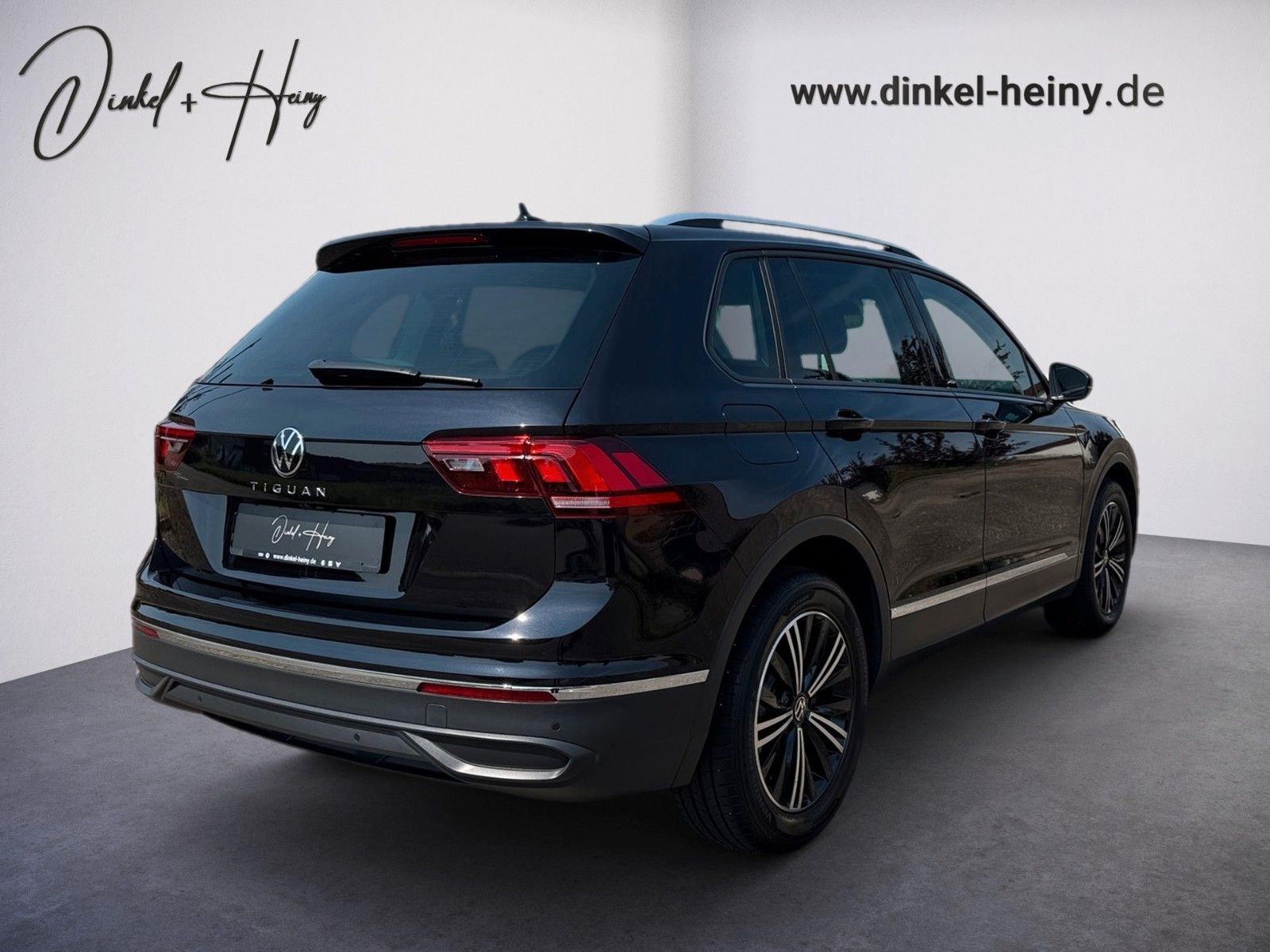 Fahrzeugabbildung Volkswagen Tiguan Life ACTIVE 1.5 TSI