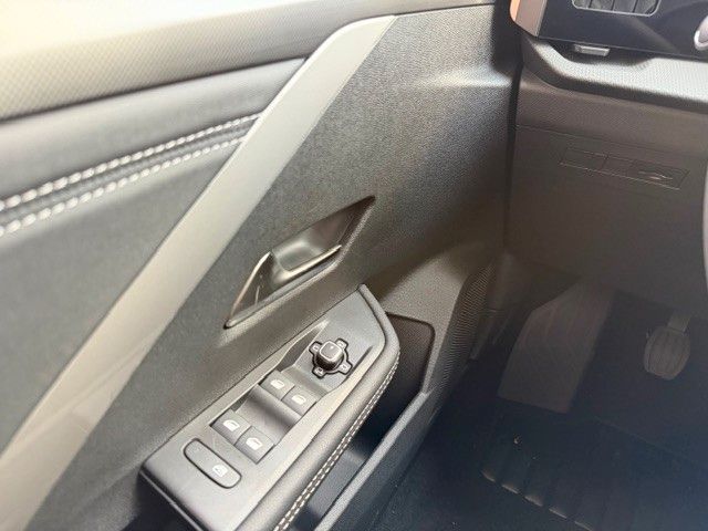 Fahrzeugabbildung Opel Astra L 1.2 Turbo GS 360,HUD,LED,Matrix,Navi,SHZ