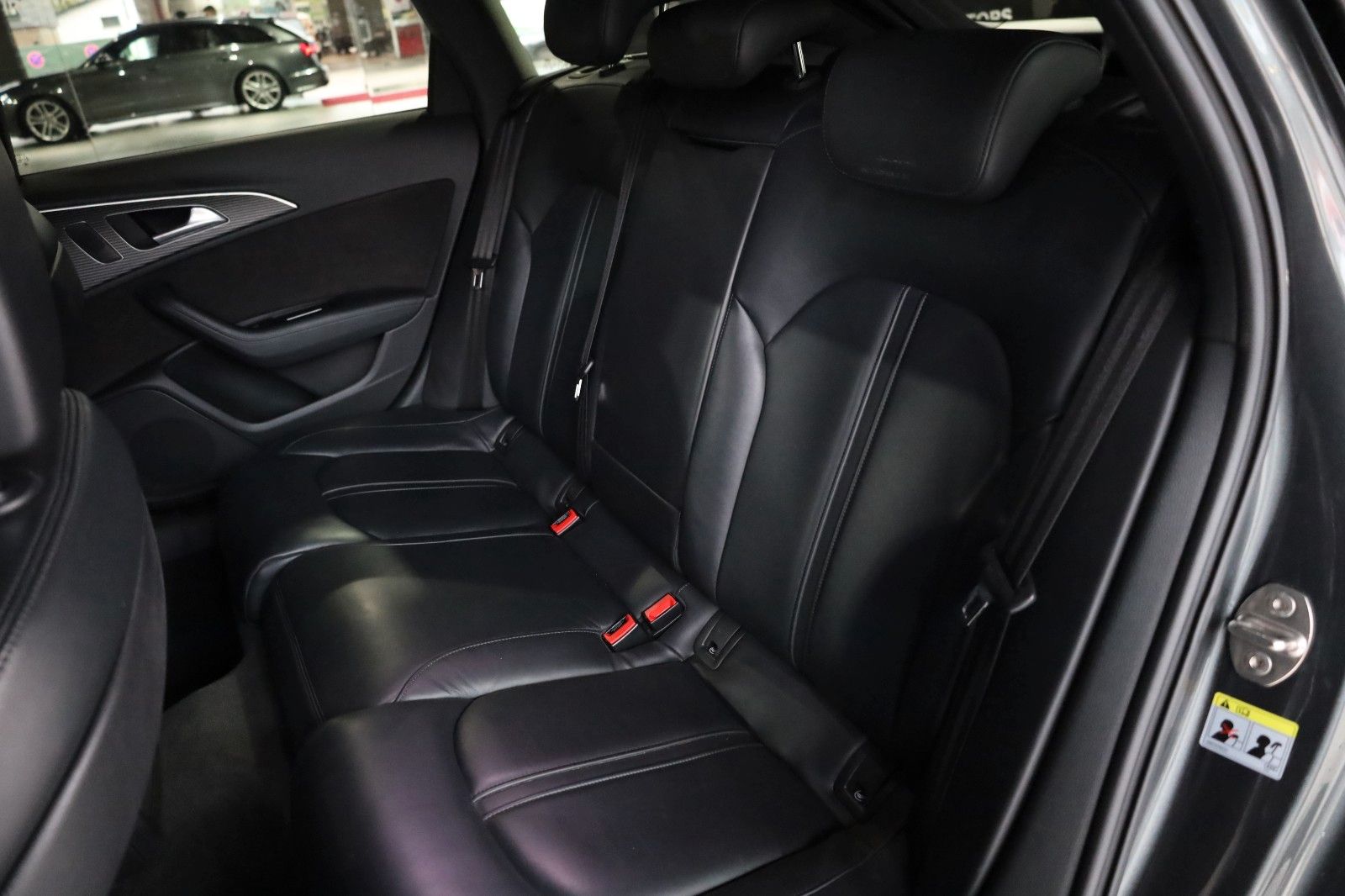 Fahrzeugabbildung Audi S6 Avant 4.0 TFSI *Panorama*Memory*K-Entry