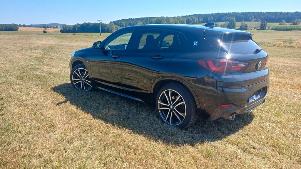 Image of BMW X2