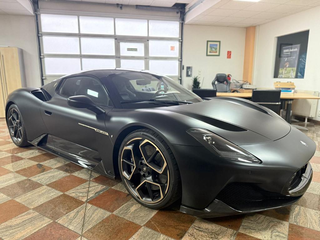 Maserati MC20
