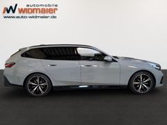 Fahrzeugabbildung BMW 520i Touring M Sport --DrivingProf/Autobahn/20LM