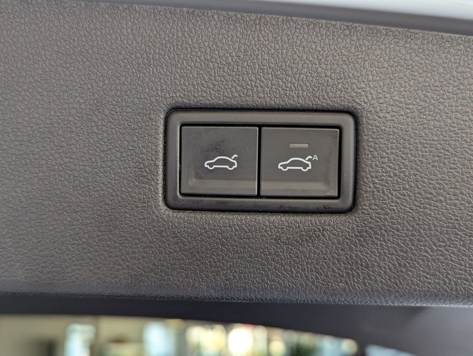 VW Tiguan Allspace 2.0 TDI DSG R-Line 4M Pano AHK - Image 18