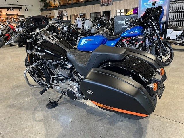 Fahrzeugabbildung Harley-Davidson FLSB Sport Glide 107cui Jekill&Hyde