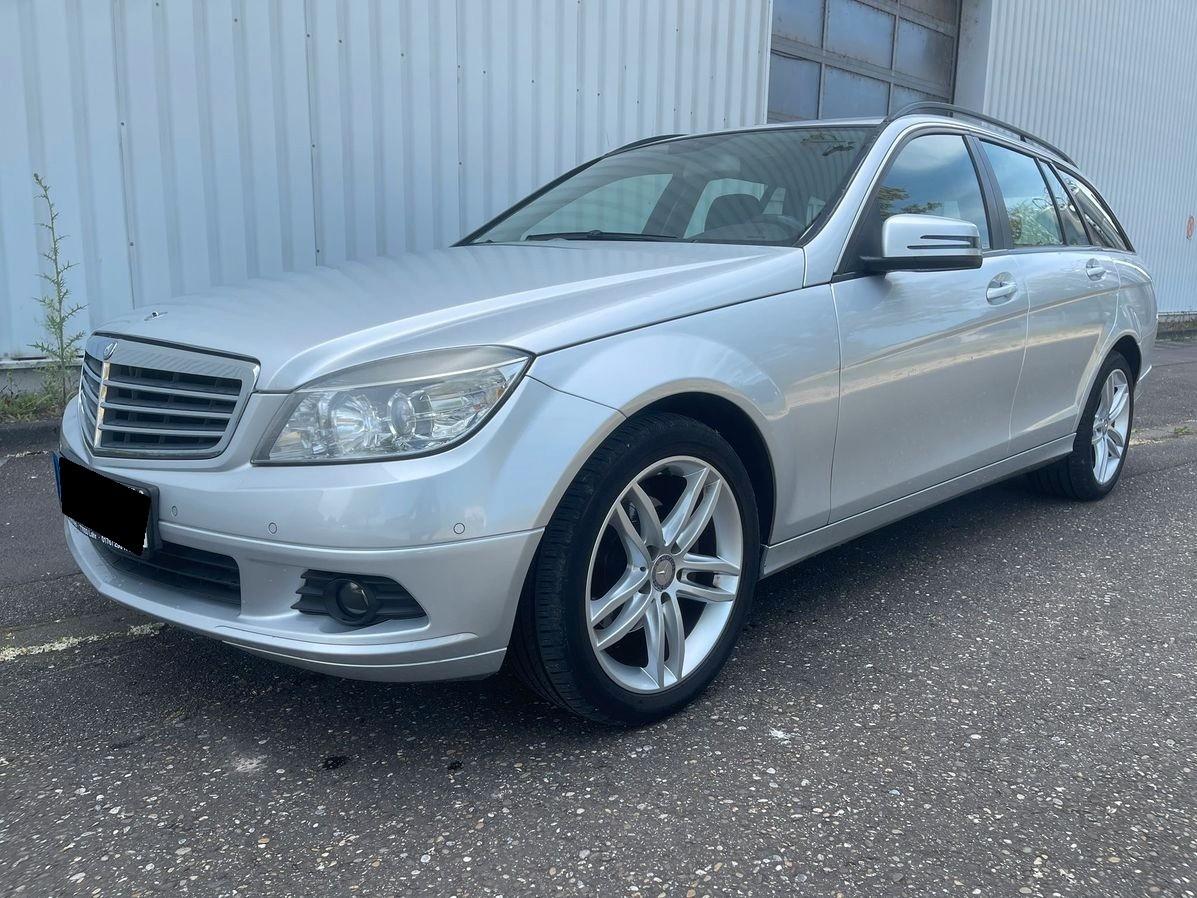 Mercedes-Benz C180 T Kompressor PDC SITZHEIZUNG KLIMAAUTOMATIK