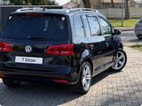 Volkswagen VW Touran Match*7Sitzer*Automatik*TüV+Inspek.NEU - Volkswagen Touran Match mit Diesel-Antrieb