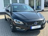 Volvo V60 Kombi Summum AWD - gebrauchte Volvo V60 aus dem Jahr 2014