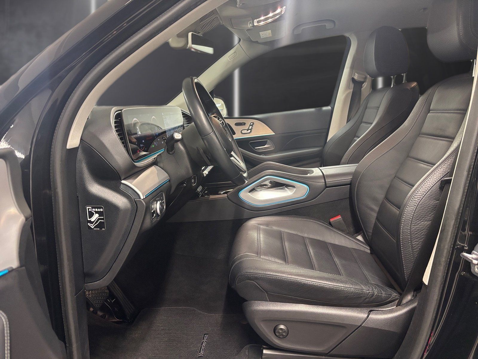 Fahrzeugabbildung Mercedes-Benz GLE 350de 4M*AMG*DISTRONIC*MULTIBEAM*AIRMATC*360