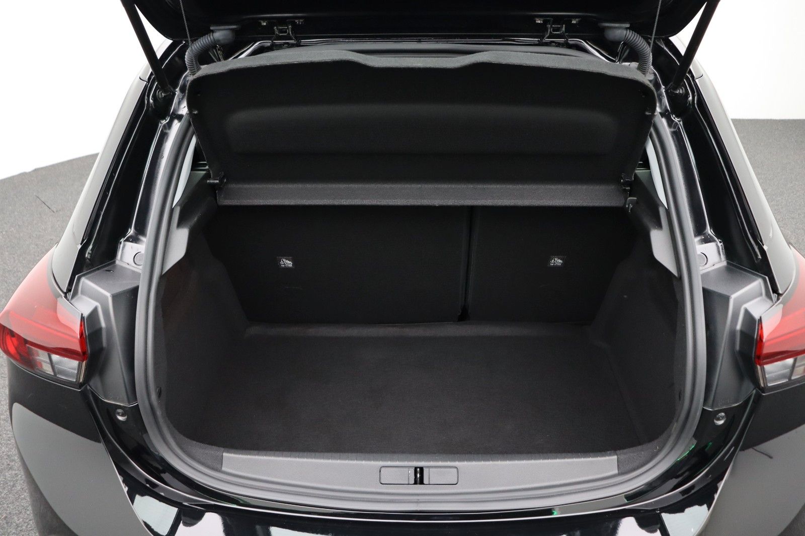 Fahrzeugabbildung Opel Corsa 1.2 F Basis