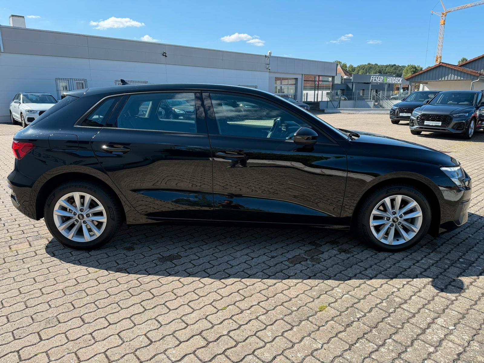 Audi A3 Spb. 30 TFSI S-tr. AHK GRA KAMERA LED, миниатюра 5