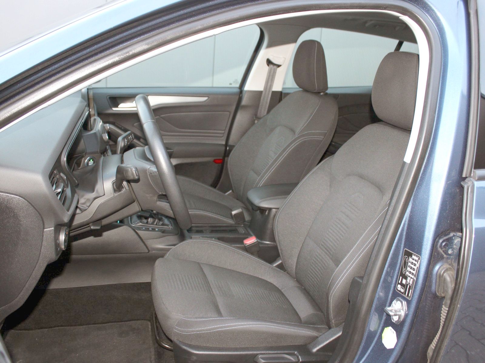 Fahrzeugabbildung Ford Focus Active 1,5 EcoBoost Start/Stopp