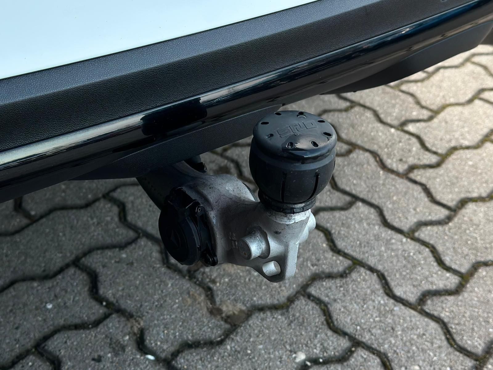 MERCEDES-BENZ GLC250d 4M AMG NIGHT* LED#SHZ#AHK#PANO#ACC#NAVI - Image 24