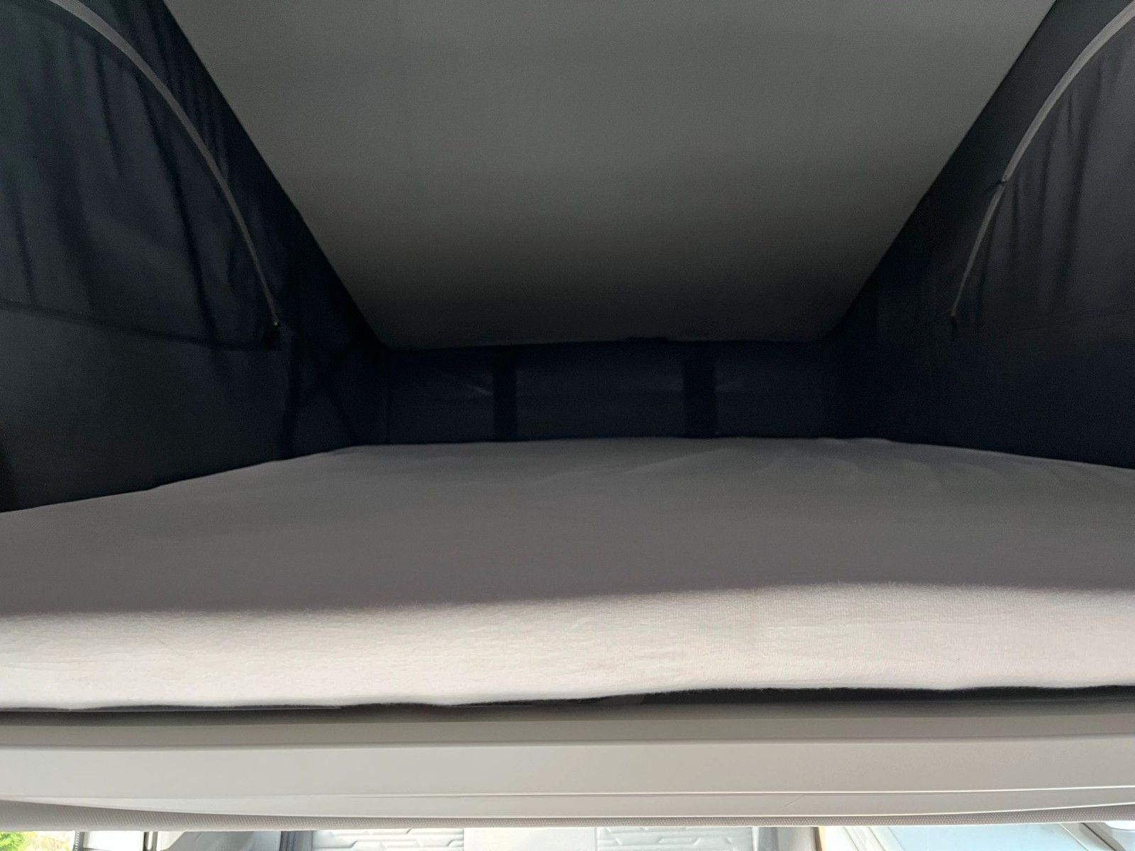 Fahrzeugabbildung Volkswagen T6 2.0TDI California 4Motion Ocean