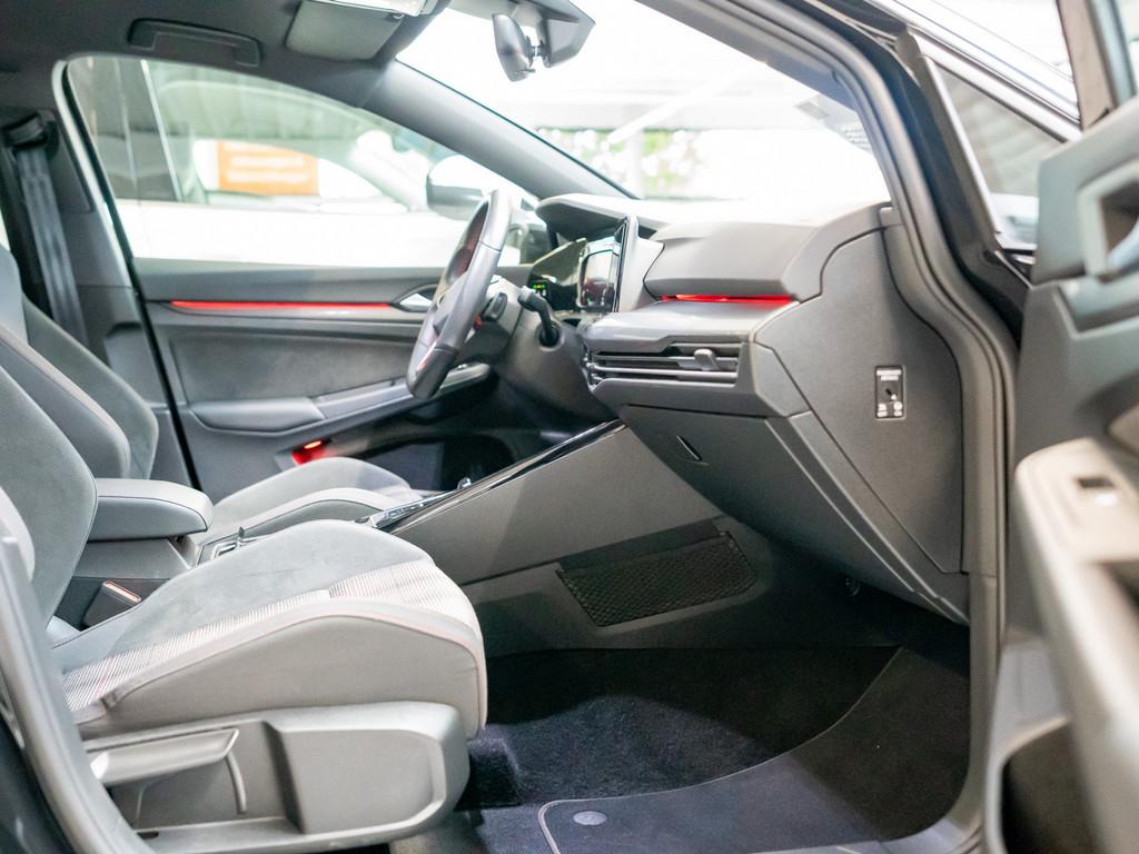 Volkswagen Golf VIII 2.0 TSI DSG GTI LED SPURH. SHZ KLIMA, миниатюра 3