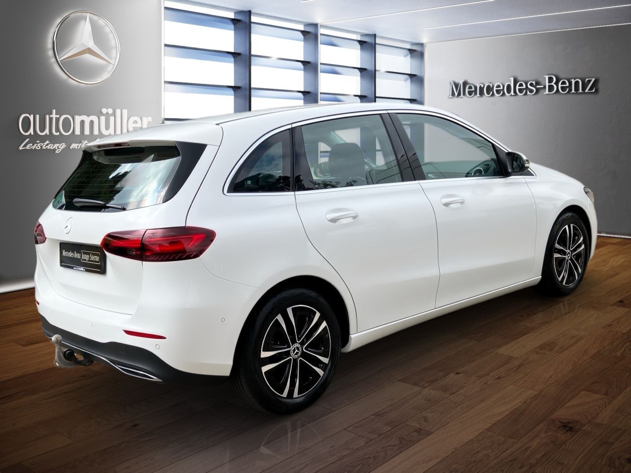 Fahrzeugabbildung Mercedes-Benz B 180 PROGRESSIVE+AHK+LHZ+SHZ+LED+EL.HECKKL+CARP