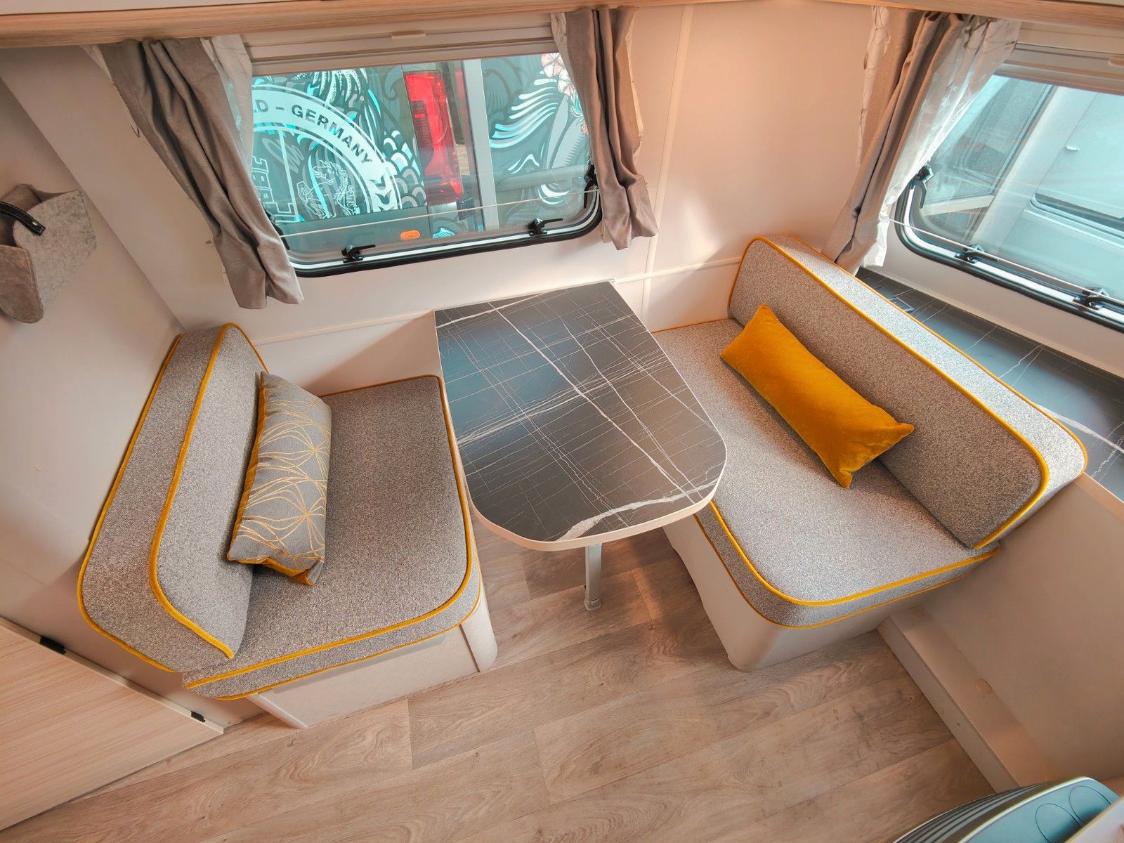 Fahrzeugabbildung HYMER / ERIBA / HYMERCAR Touring 550 Legend Urban 2026
