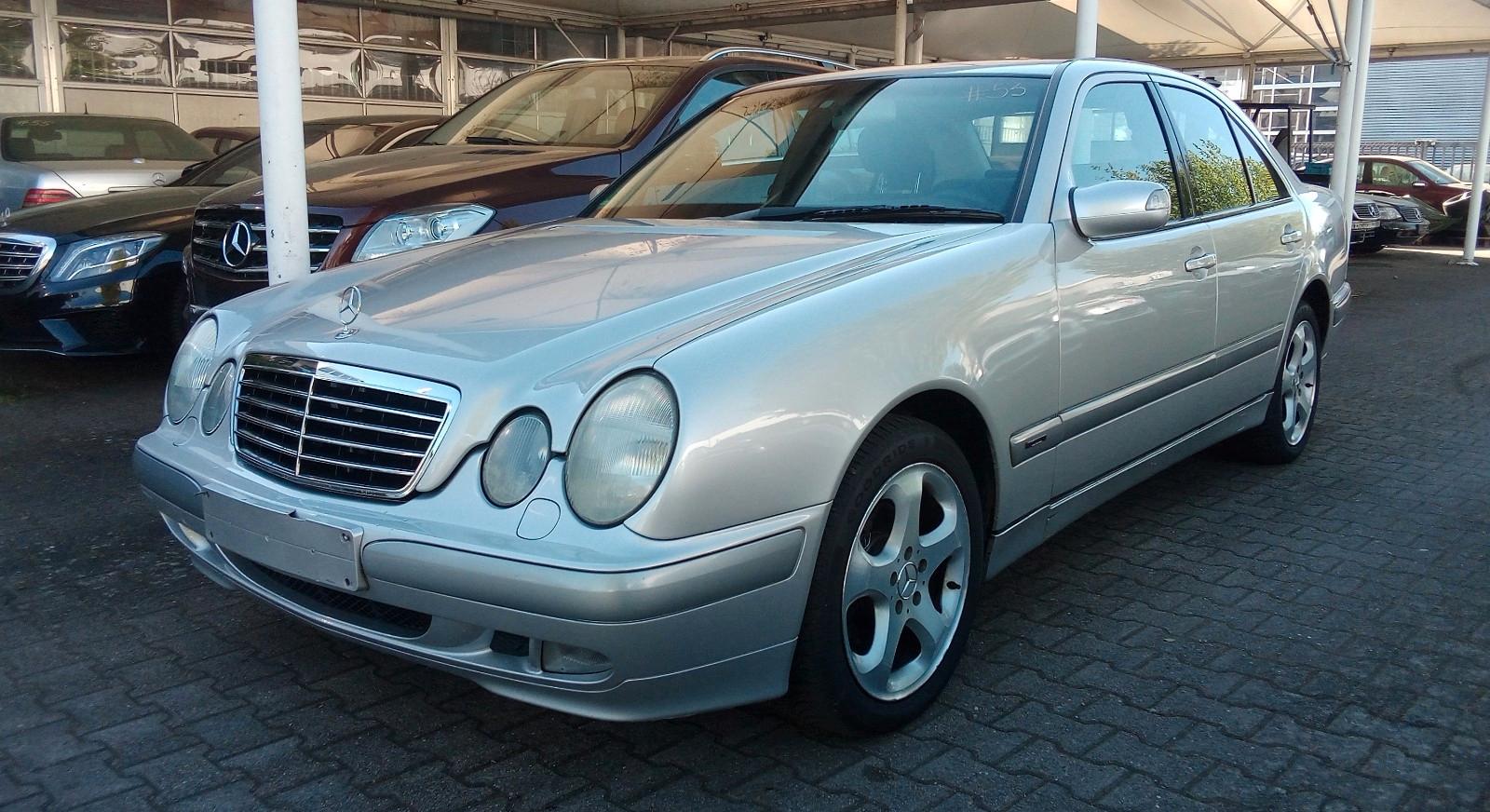 Mercedes-Benz E 200 CDI CLASSIC