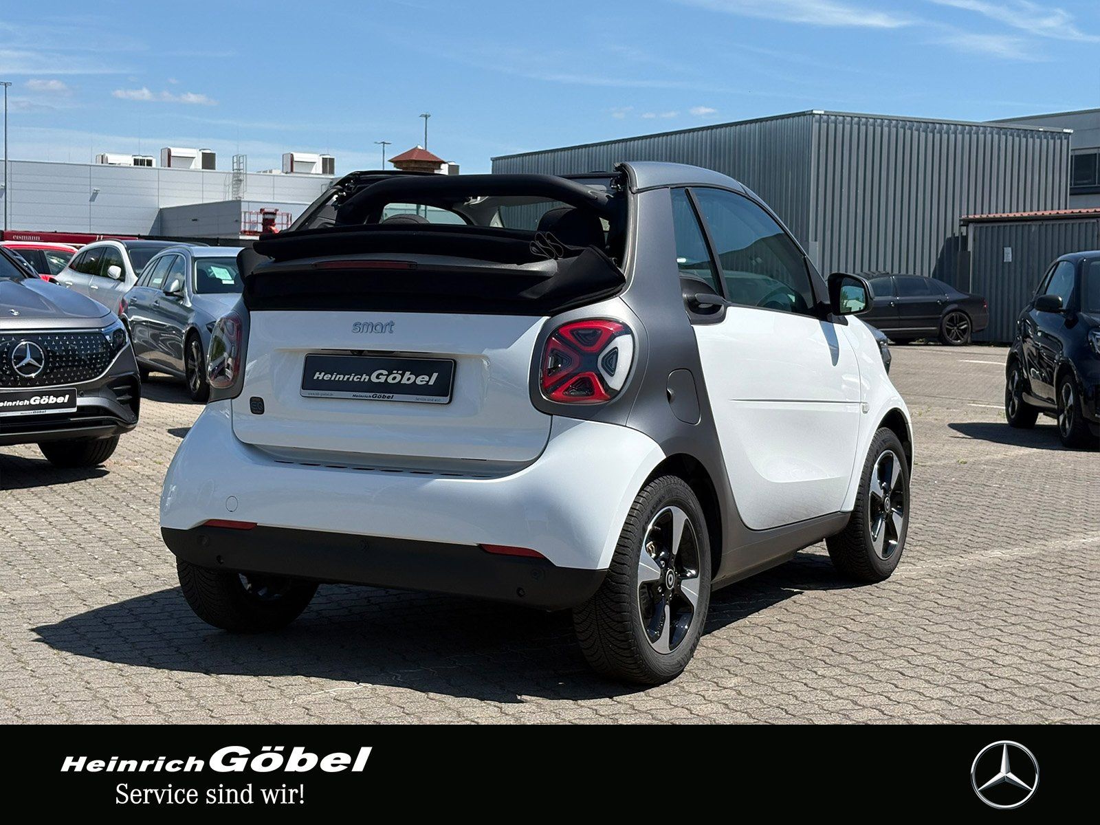 Fahrzeugabbildung Smart EQ CABRIO*EXCLUSIVE*22kW*ALLWETTER*WINTER-PAKET