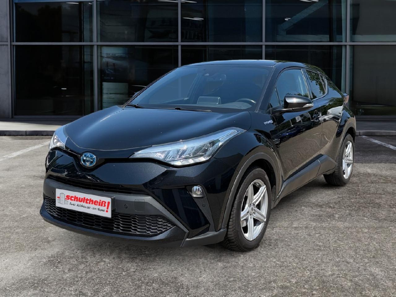 Toyota C-HR Hybrid Team D