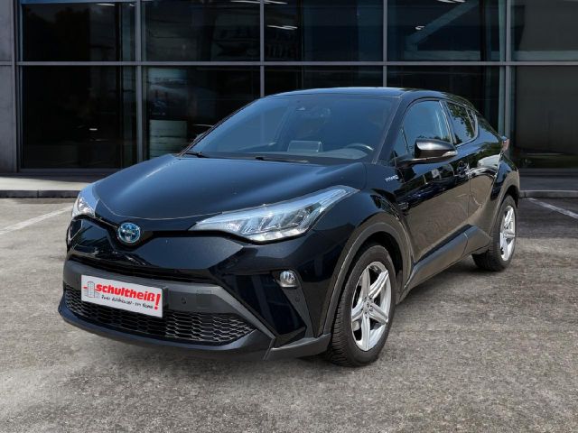 Toyota C-HR Hybrid Team D