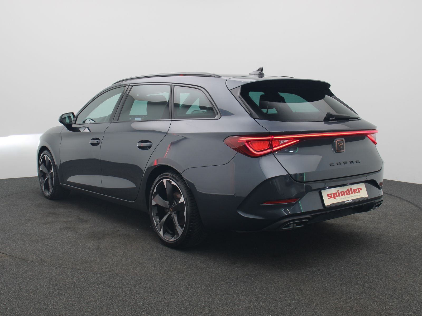 Cupra Leon ST 2.0 TSI DSG Navi FullLink LED RFK foto 5