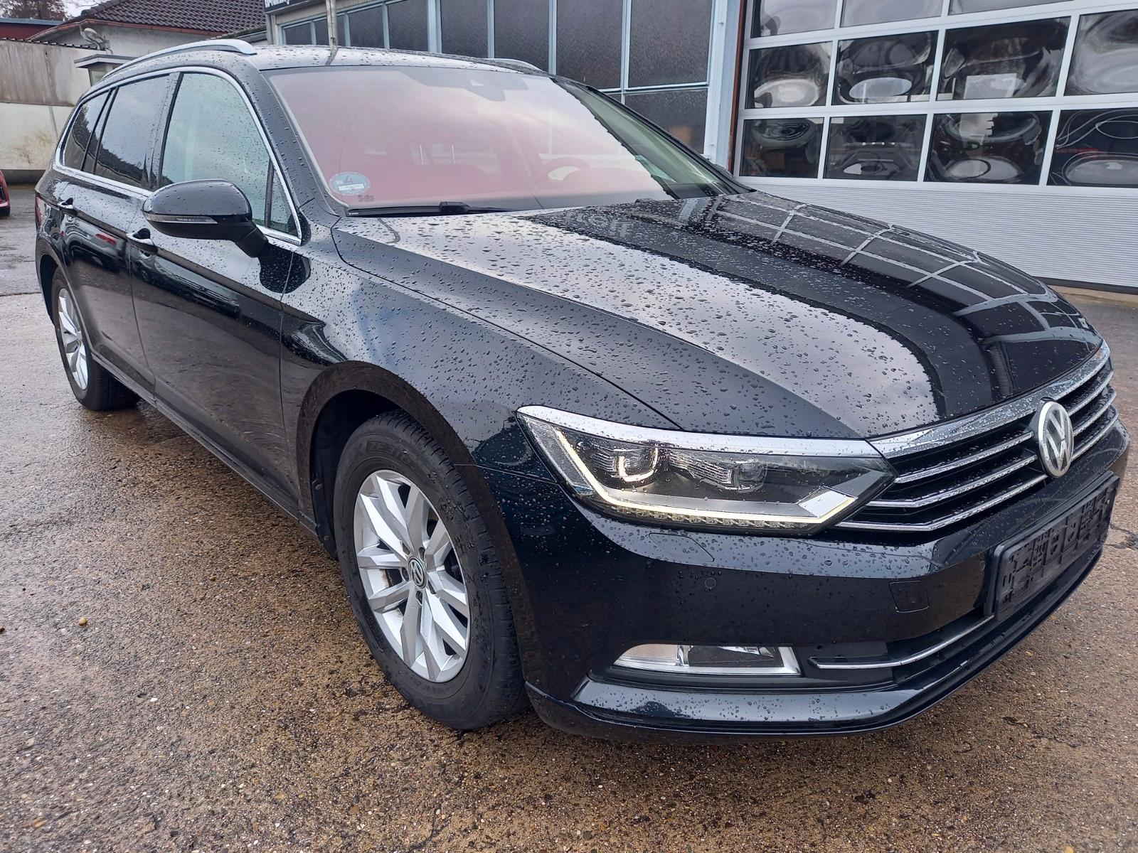 Volkswagen Passat Variant 2.0 TDI DSG  Navi Xenon AHK EU6