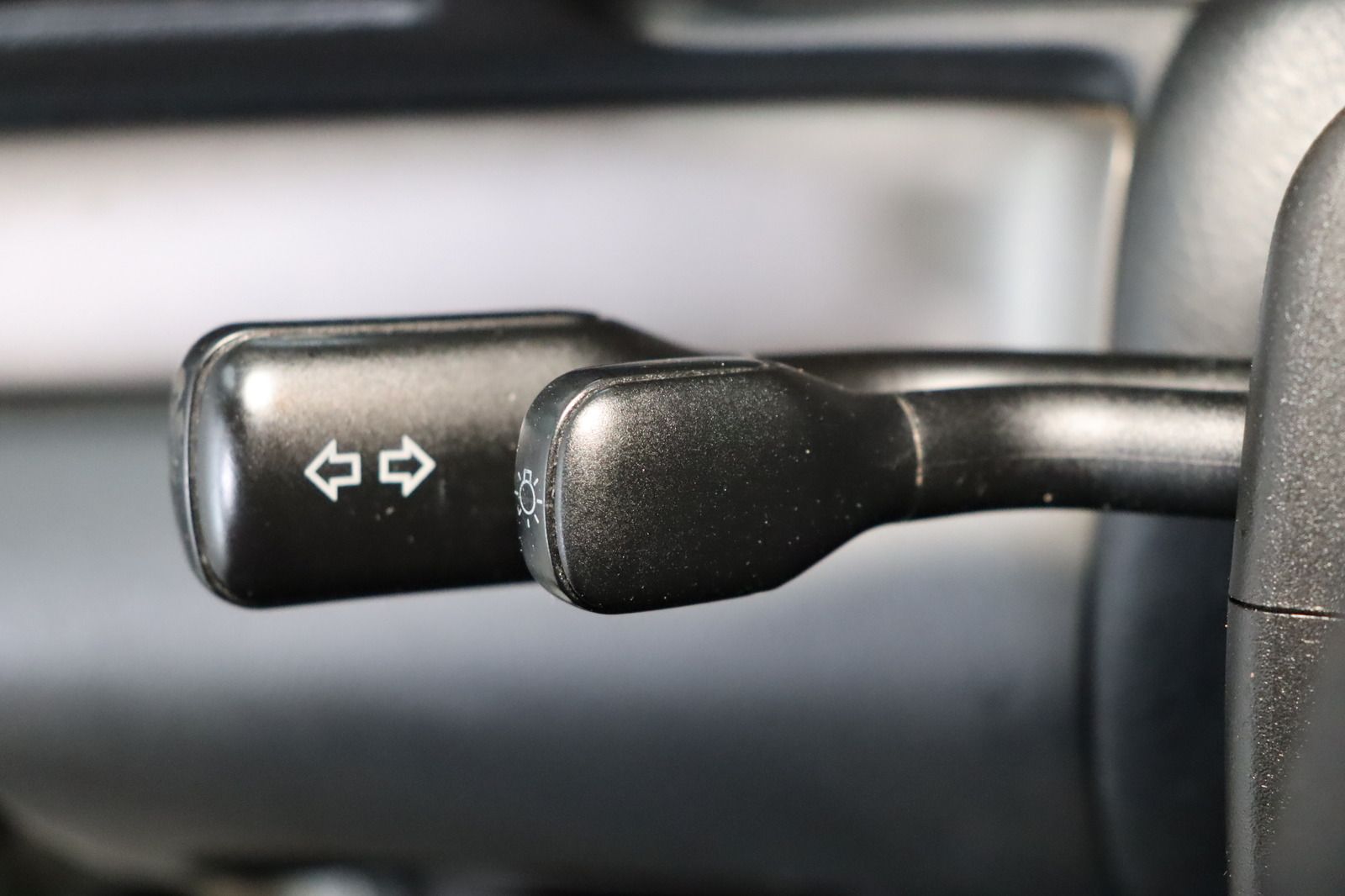 Fahrzeugabbildung Audi A4 1.8 Avant 5V * Klimaautomatik