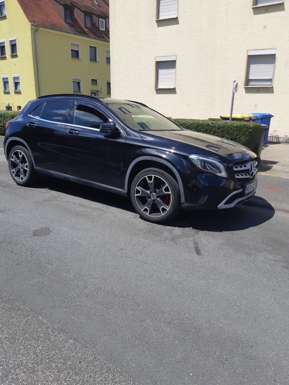 Image of Mercedes-Benz GLA 250